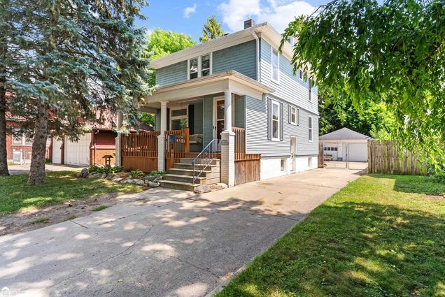 114 S Carolina Street Saginaw, MI House Active - Photo 1 of 35. Opens carousel modal