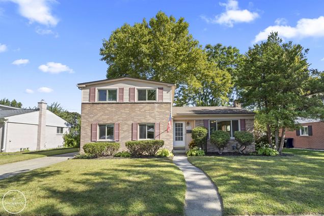 11491 Delvin Dr, SterlingHeights, MI 48314 | Estately 🧡 | MLS# 58050155416