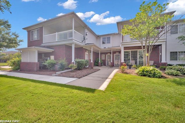 14422 Moravian Manor Cir Circle