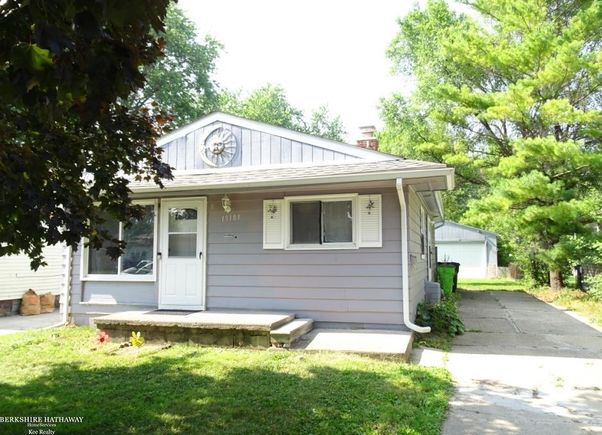 19101 Colorado Street Roseville, MI House Active - Photo 1 of 20. Opens carousel modal