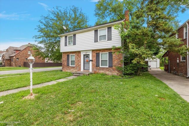 10724 Peerless Street Detroit, MI House Active - Photo 1 of 28. Opens carousel modal