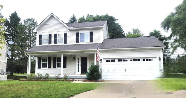 1360 Pond View Court