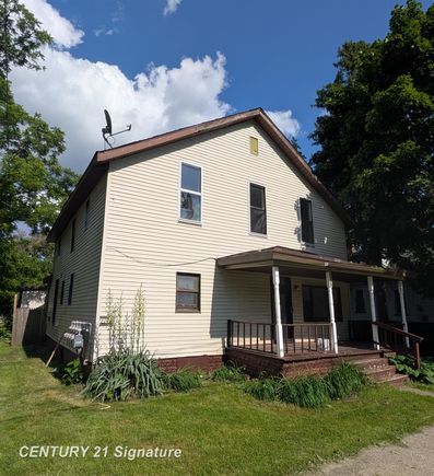 3006 Douglass Street Saginaw, MI Multifamily Active - Photo 1 of 16. Opens carousel modal