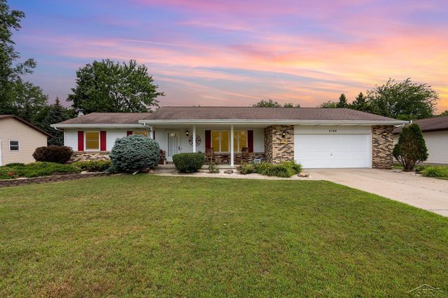 4106 Firethorn Drive Saginaw, MI House Active - Photo 1 of 26. Opens carousel modal