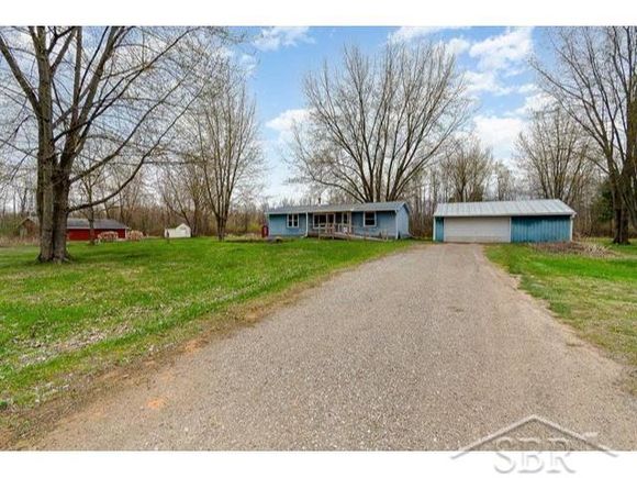 975 W Townline 16 Road