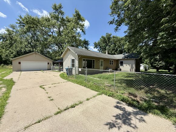 387 Waubascon Road