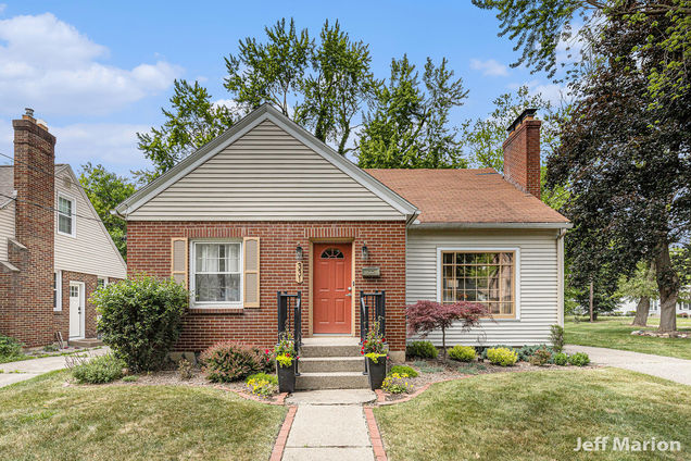 331 Rosemary Street SE GrandRapids, MI House Active - Photo 1 of 49. Opens carousel modal