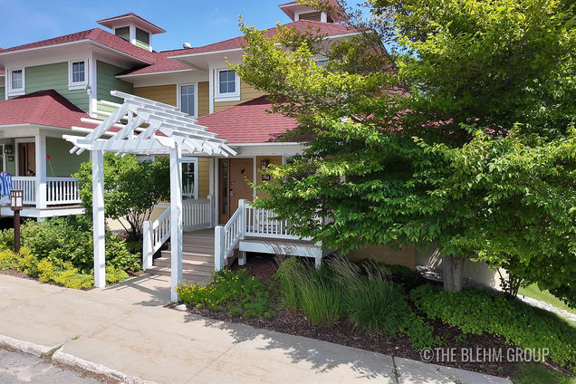 12069 Mountain Top Circle Unit 704