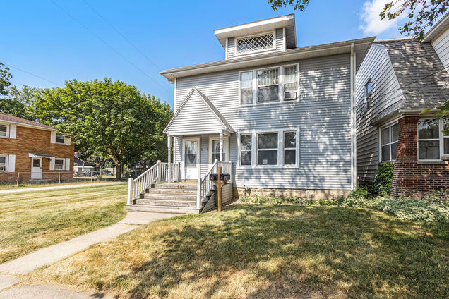 101 Valley Avenue NW GrandRapids, MI Multifamily Active - Photo 1 of 35. Opens carousel modal