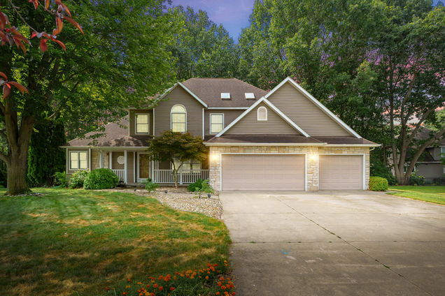 5005 Deerwood Trail
