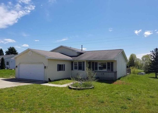 3881 Paddock Drive
