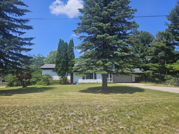 5640 W Houghton Lake Road
