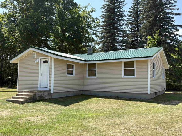 8655 SE Campbell Road FifeLake, MI House Active - Photo 1 of 50. Opens carousel modal