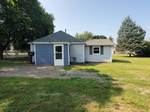 204 Prospect StLouis, MI House Active - Photo 1 of 26. Opens carousel modal