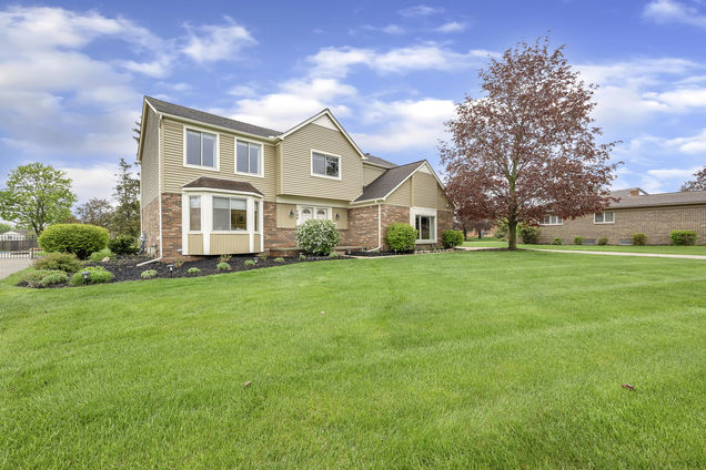 744 Lockmoore Court RochesterHills, MI House Sold - Photo 1 of 1. Opens carousel modal