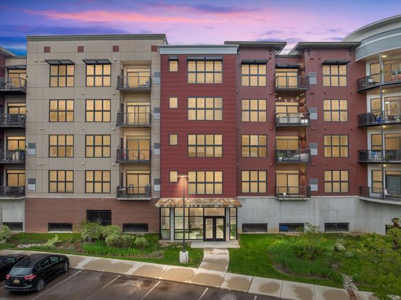 218 W Kingsley Street Unit 312