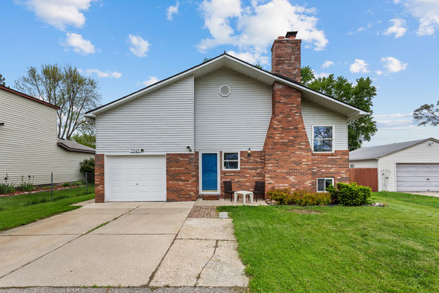 2943 Hartline Drive RochesterHills, MI House Sold - Photo 1 of 1. Opens carousel modal