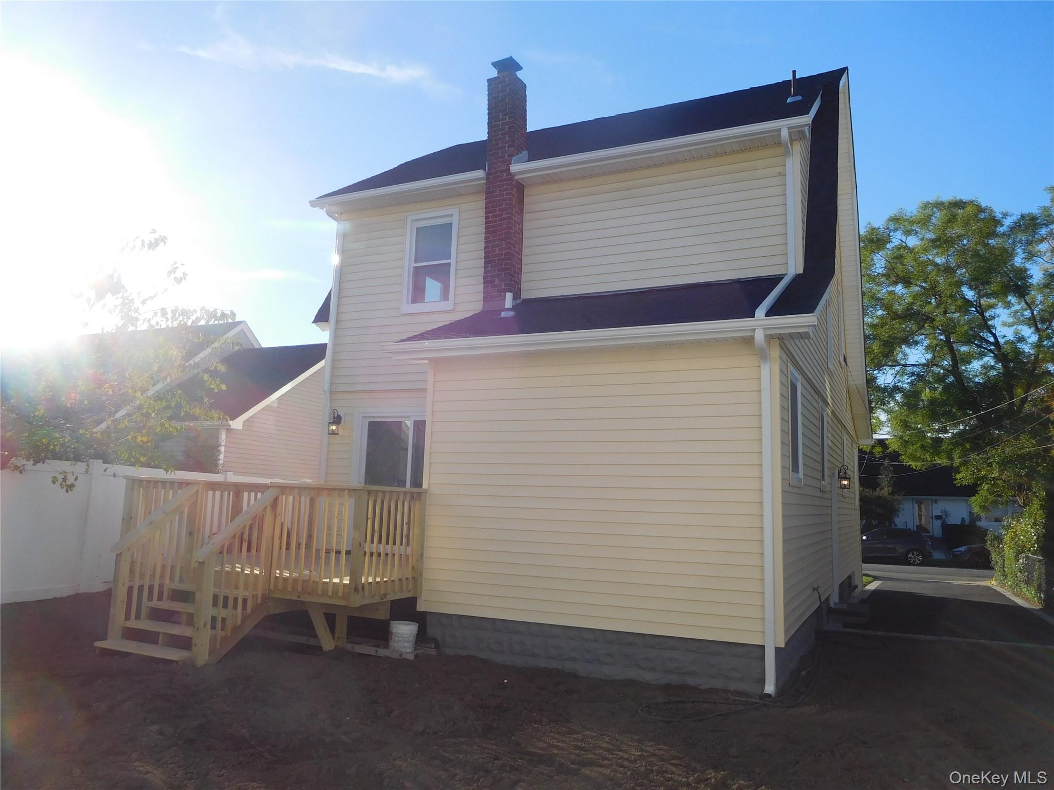 Fairview Window Ceiling 35 Fairview Ave, Oceanside, NY 11572 | MLS# 1059851