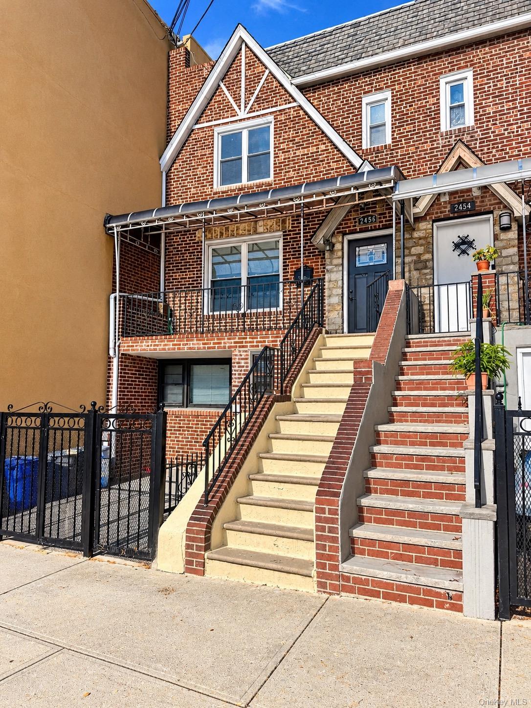 2456 33rd St, Astoria, NY 11102 | MLS# 1066027