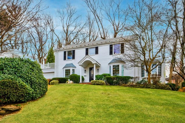 54 Castle Ridge Road Manhasset, NY House Sold - Photo 1 of 1. Opens carousel modal