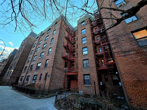 34 40 78th Street Unit 1B