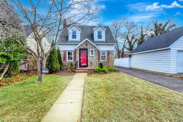 1641 John Court North Baldwin, NY House Sold - Photo 1 of 1. Opens carousel modal