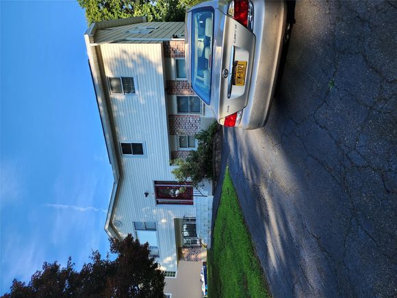 16 Lamborn Avenue