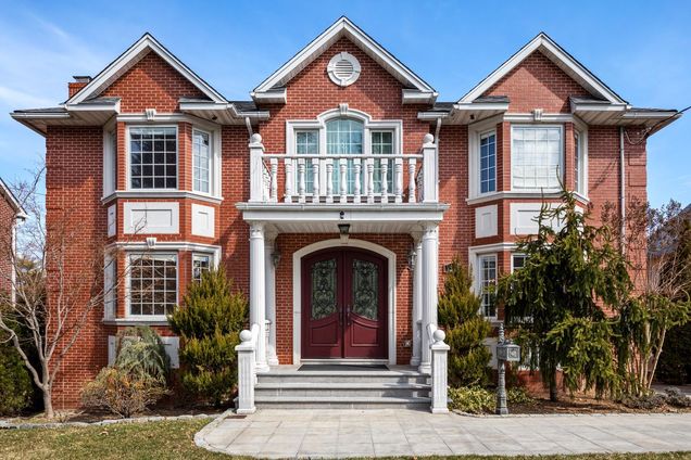 45 Nassau Road Great Neck, NY House Sold - Photo 1 of 1. Opens carousel modal