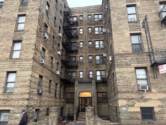 50 05 43 Avenue Unit 5H