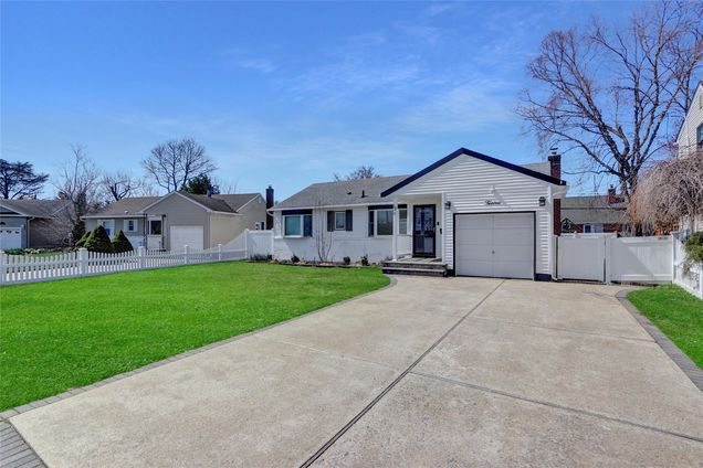 12 Oxford Lane Bethpage, NY House Sold - Photo 1 of 1. Opens carousel modal