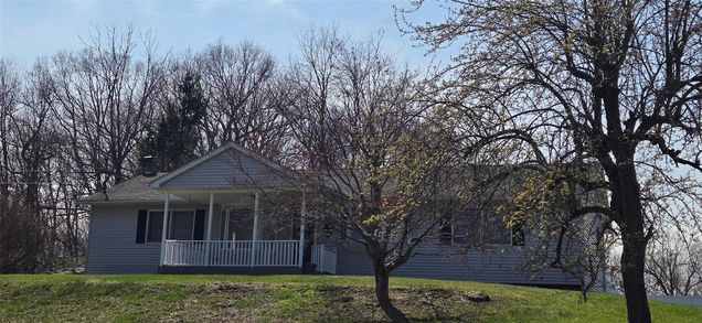 87 5th Avenue Newburgh, NY House Active - Photo 1 of 20. Opens carousel modal