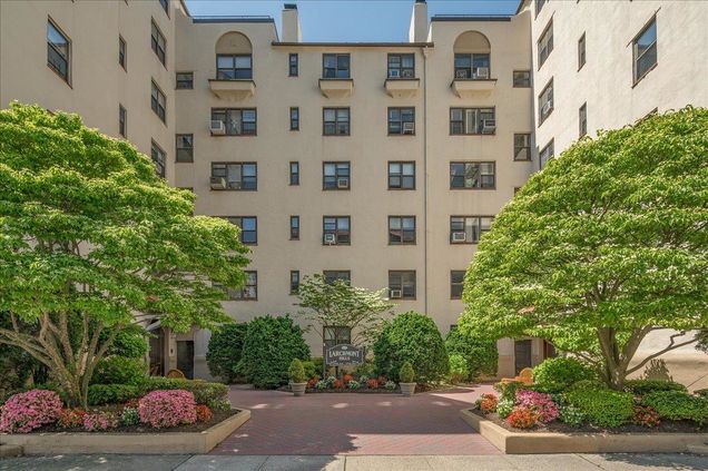 17 N Chatsworth Avenue Unit 5k