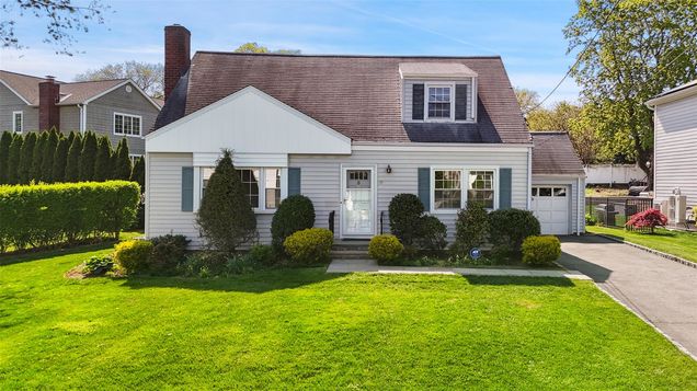 3 Hanfling Road Scarsdale, NY House Sold - Photo 1 of 1. Opens carousel modal