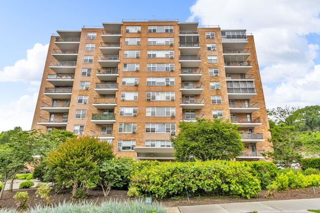 2601 Henry Hudson Parkway Unit 5E