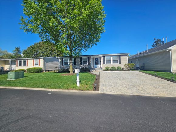 3 Limetree Drive Manorville, NY Condo Sold - Photo 1 of 1. Opens carousel modal