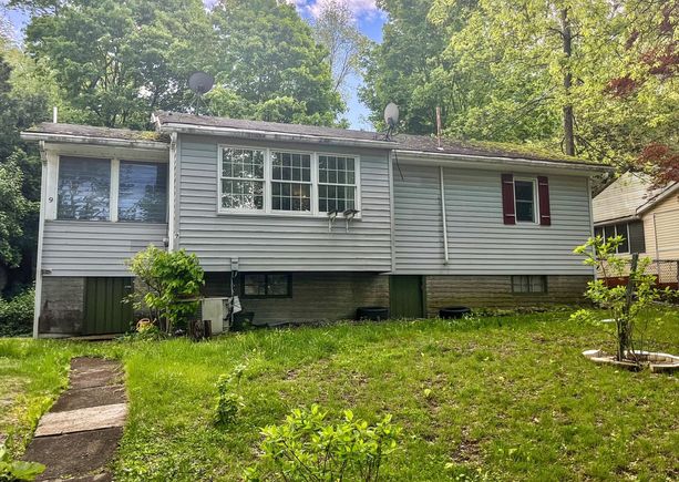 9 Laurel Trail Monroe, NY House Active - Photo 1 of 18. Opens carousel modal