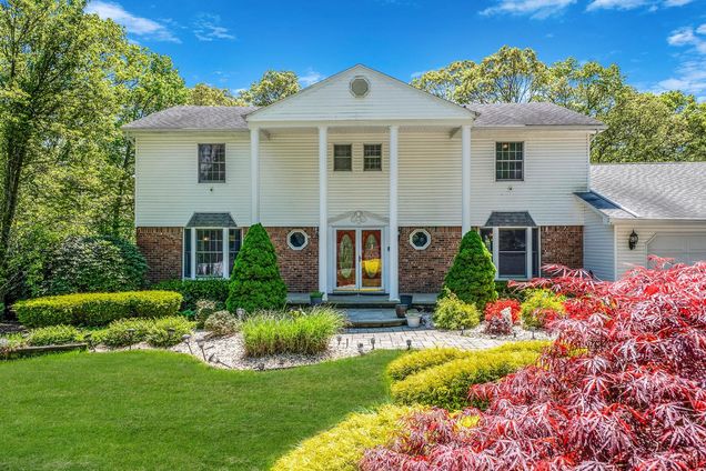 3 Talisman Drive Dix Hills, NY House Pending - Photo 1 of 48. Opens carousel modal
