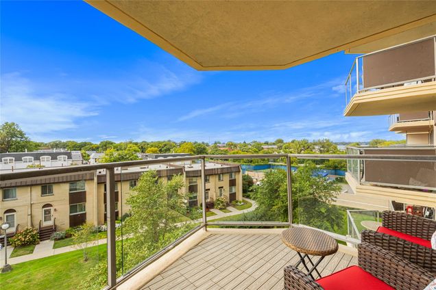 17 85 215th Street Unit 4B