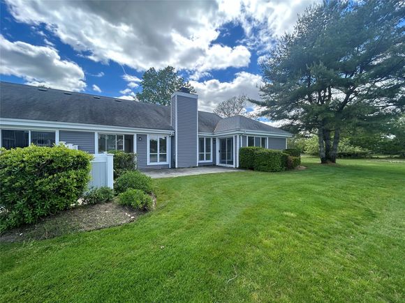 295 W Midland Pond Court