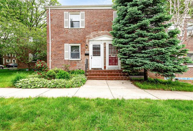110 25 64th Road Unit 10
