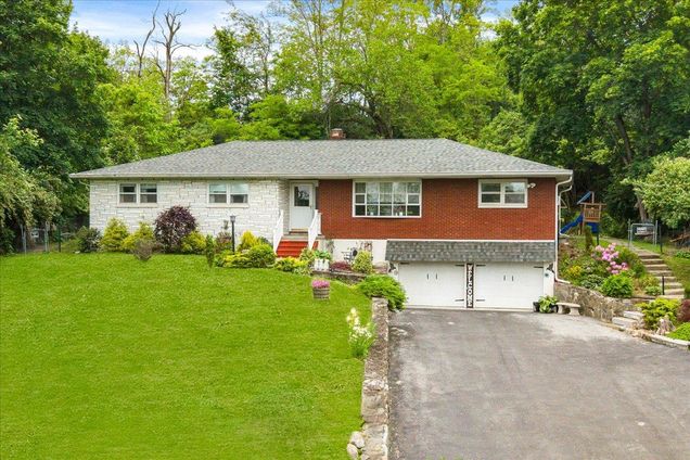 21 Sloane Road Newburgh, NY House Active - Photo 1 of 27. Opens carousel modal