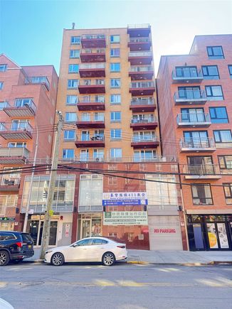 143 26 41st Avenue Unit 10C
