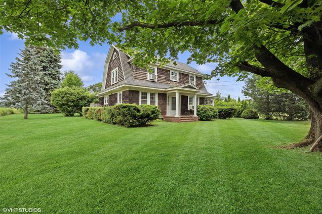4900 Depot Lane Cutchogue, NY House Active - Photo 1 of 22. Opens carousel modal