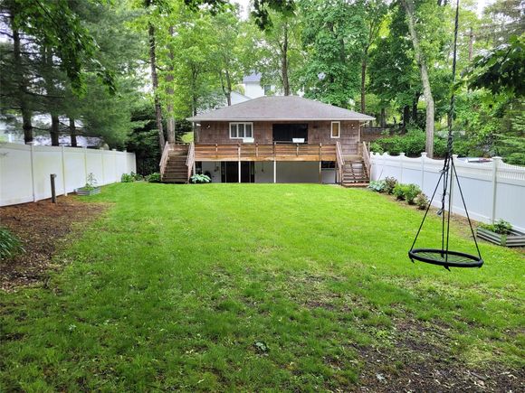#KEY880577 Rocky Point, NY House Active - Photo 1 of 38. Opens carousel modal
