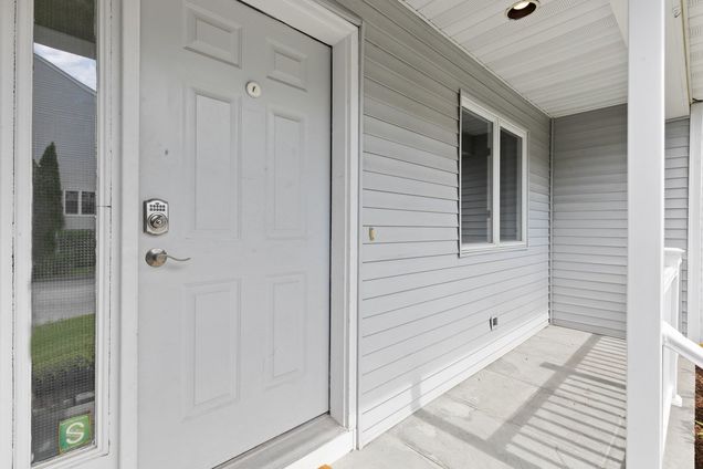 2 Larissa Lane Thornwood, NY Townhouse Active - Photo 1 of 34. Opens carousel modal