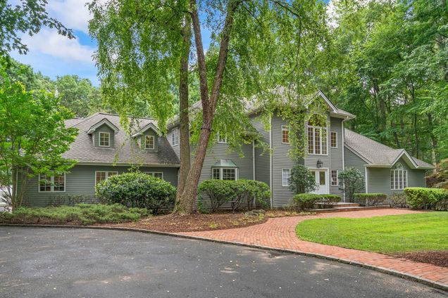 1 White Cap Court