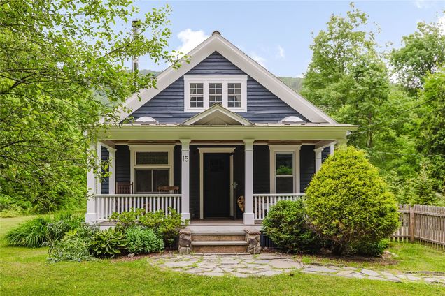 15 Maben Road