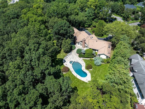 10 Old Woods Drive Harrison, NY House Active - Photo 1 of 40. Opens carousel modal