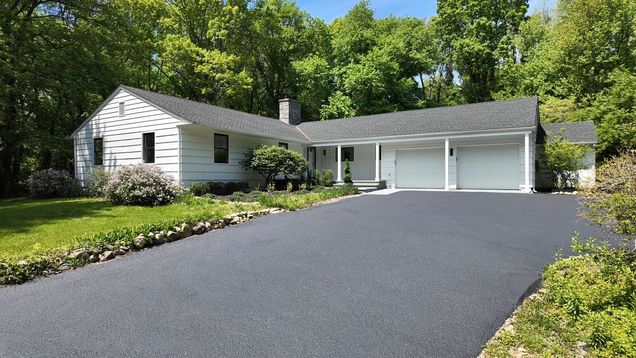 471 A Private Road Unit A