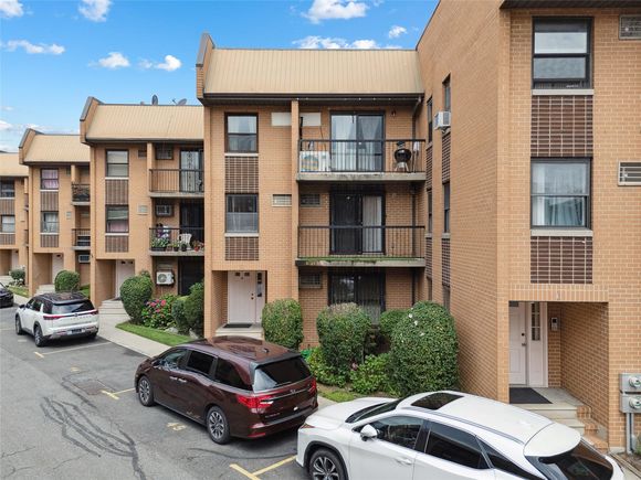75 22 Parsons Boulevard Unit D2 Fresh Meadows, NY Condo Active - Photo 1 of 21. Opens carousel modal
